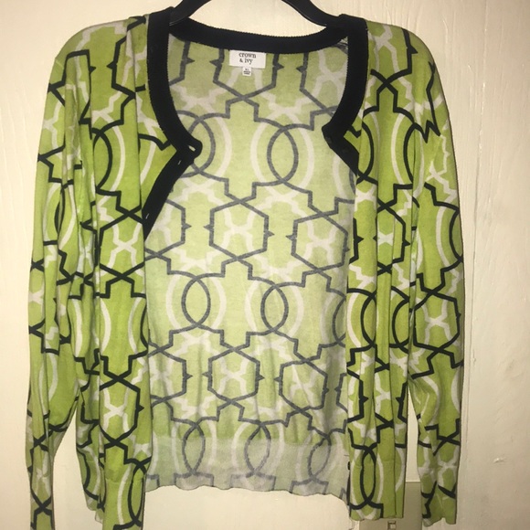 Sz: XL Crown & Ivy Beautifully patterned and colored sweater - Picture 1 of 4